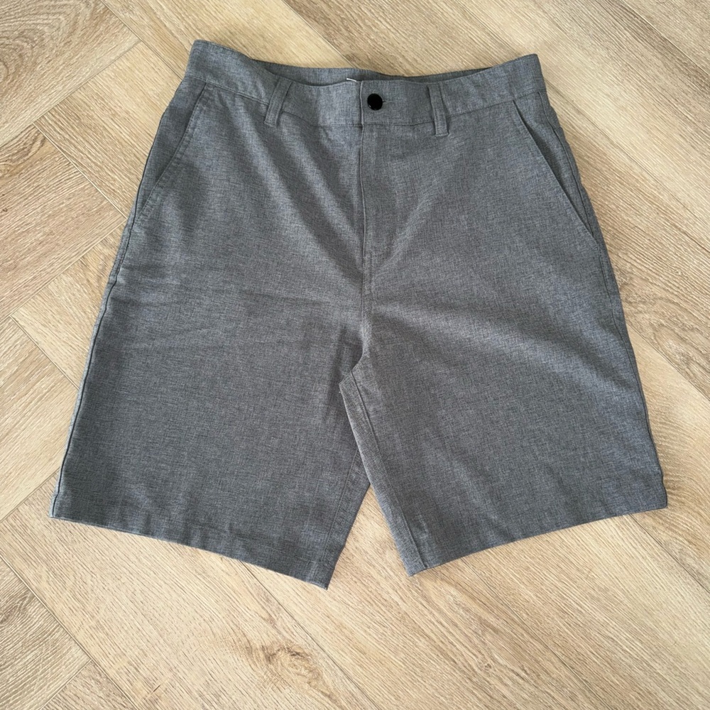 Men’s Size 32 Gray Panama Jack Hybrid Shorts